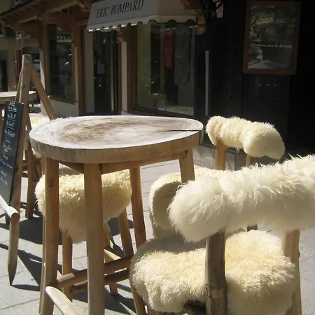 Stunning Mountain Village Fabulous Views Apartment Les Contamines-Montjoie